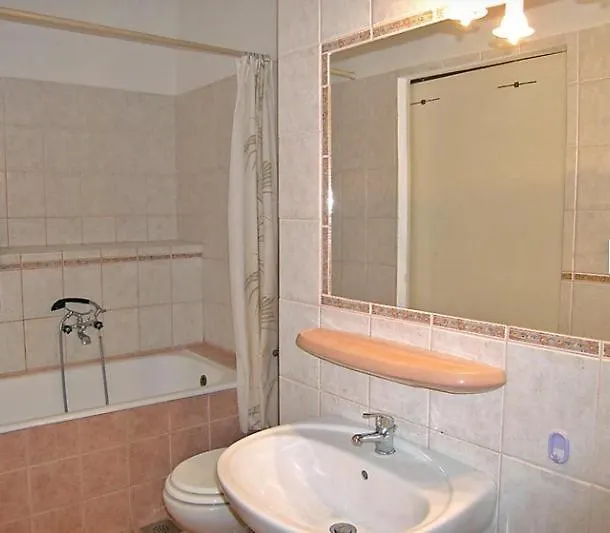 Apartment Villa Pinia Okrug Gornji